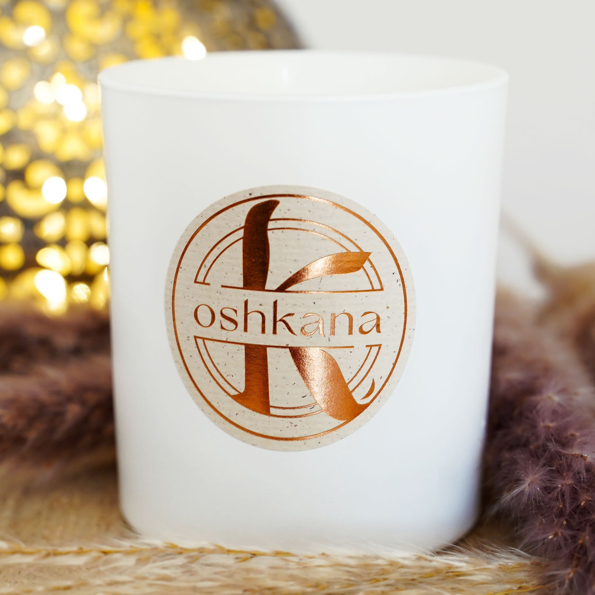 oshkana tonka saffron candle